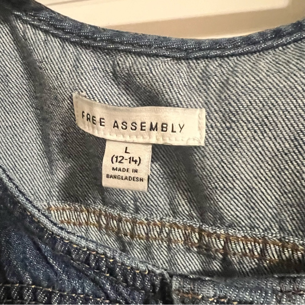 Casual Blue Denim Mini Dress - Picture 2 of 5